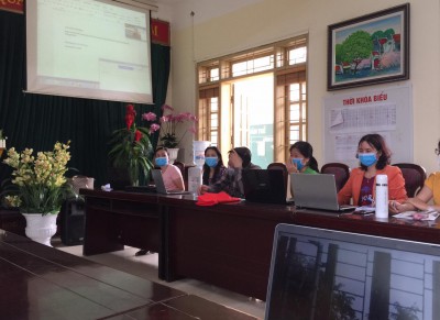 Trường THCS Kiến Hưng tổ chức tập huấn phần mềm dạy học trực tuyến