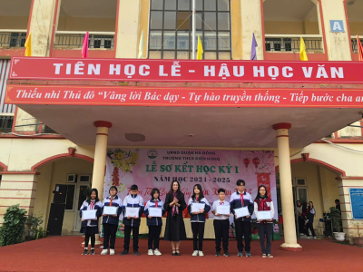 TƯNG BỪNG LỄ SƠ KẾT HỌC KỲ I - NĂM HỌC 2024 – 2025 CỦA CÔ VÀ TRÒ TRƯỜNG THCS KIẾN HƯNG