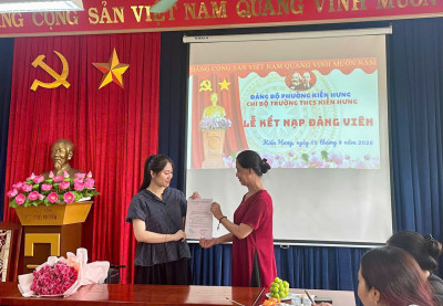 Lễ kết nạp Đảng viên mới của Chi bộ trường THCS Kiến Hưng